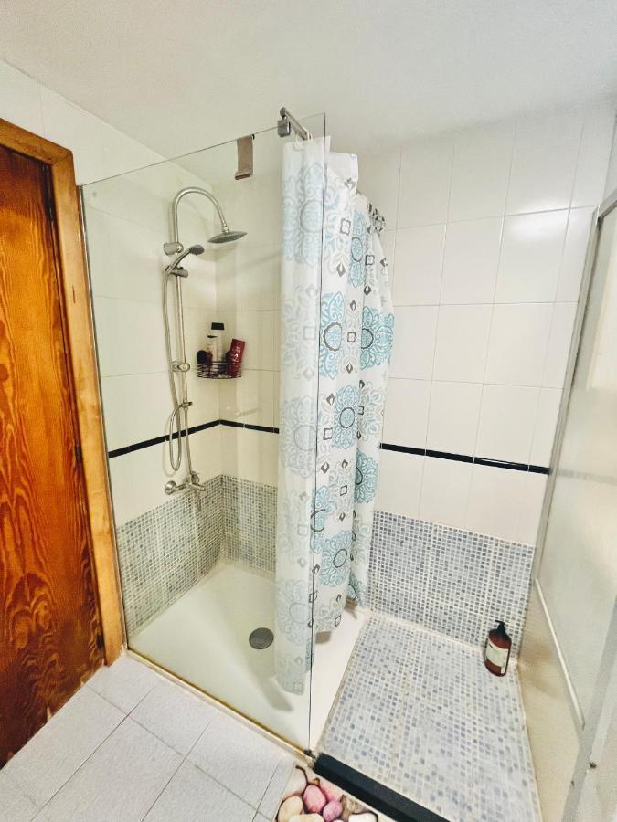 Estudio Adosado Con Jardin Y Parking Privado لقنت المظهر الخارجي الصورة