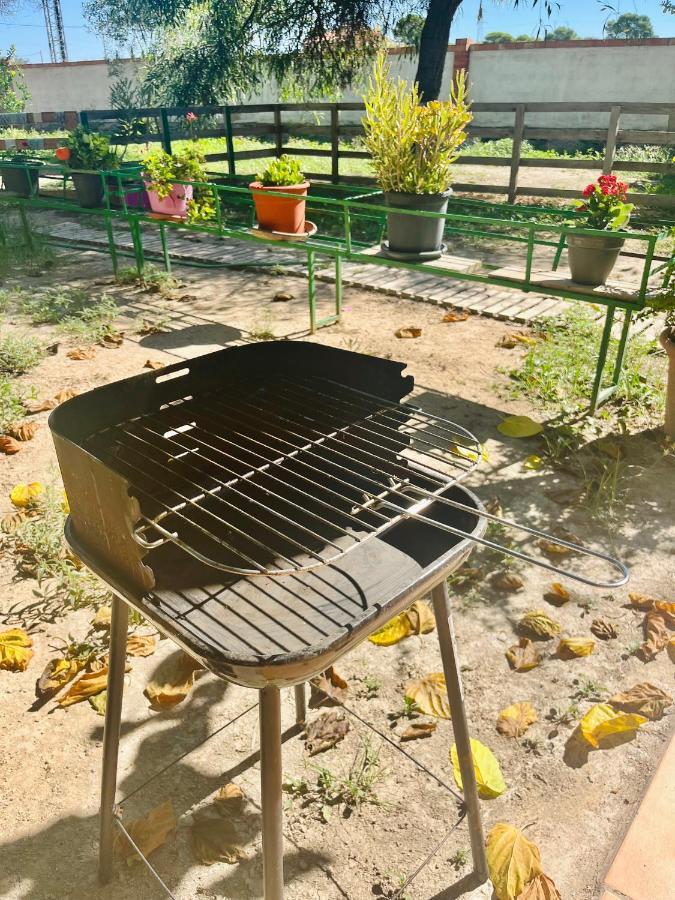 Estudio Adosado Con Jardin Y Parking Privado لقنت المظهر الخارجي الصورة